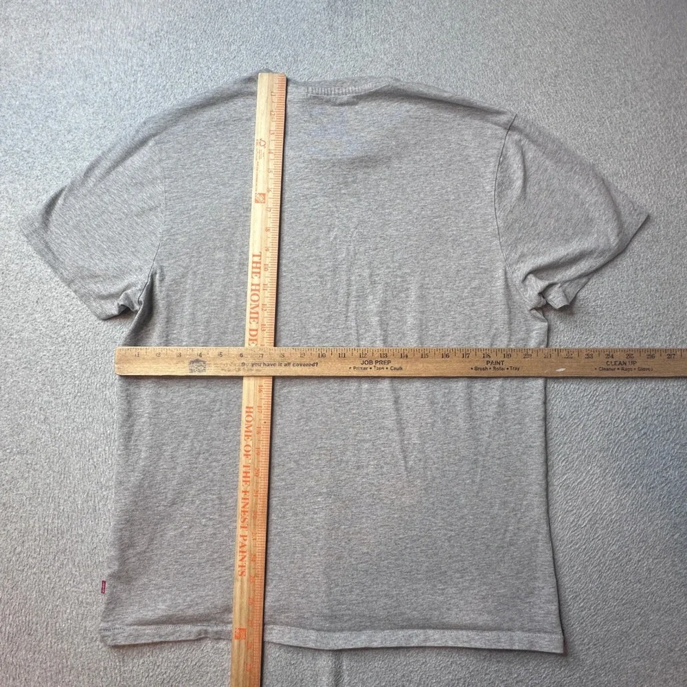 Levis T-Shirt Mens XL Grey Graphic Batwing Logo Crew Neck Short Sleeve Shirt
